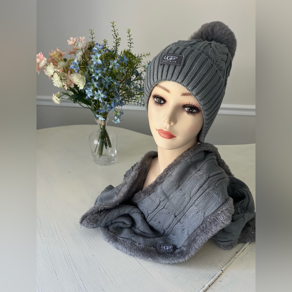 UGG Charcoal Knit Beanie and Scarf Set